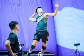 第69分钟，叶米勒别科夫远射击中横梁。